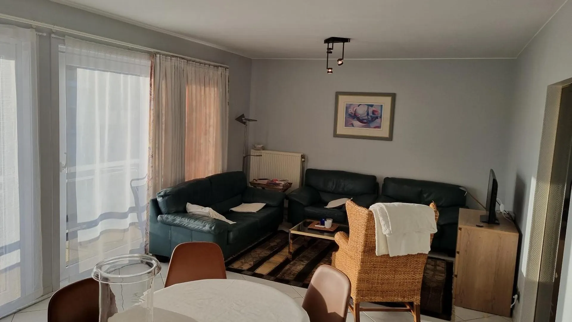 Cosy 3 Bedroom Apartment Near The Beach T112 오스텐드